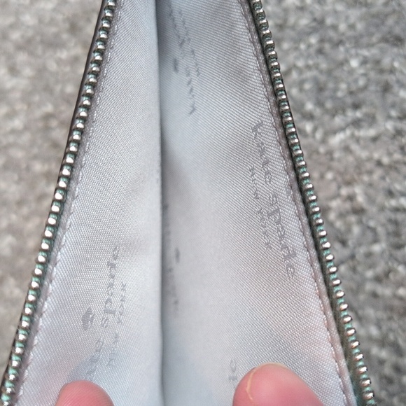 Kate Spade Small Zip Wristlet in Metallic Green NWT - Picture 5 of 7